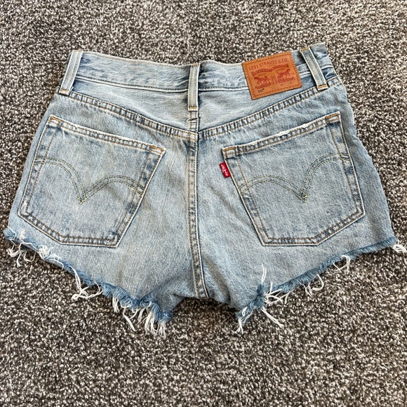 Levi’s 501 High Rise Denim Shorts - Picture 1 of 3
